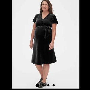 GAP Maternity/Nursing. Black velvet dress. Size Medium.